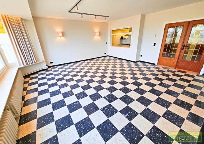 Appartement 8 pièces à louer à Zeedijk, De Panne