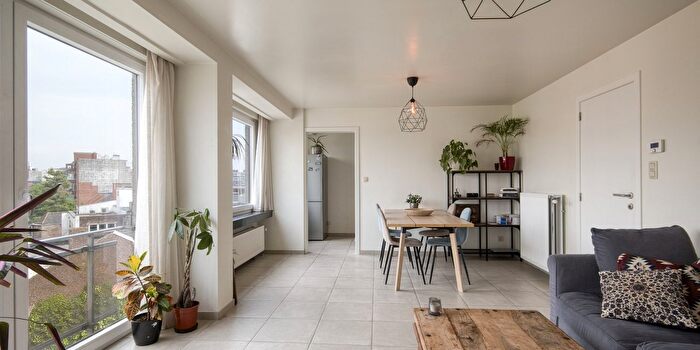 Louis Robbeplein, Kortrijk : Appartement 2 pièces à vendre