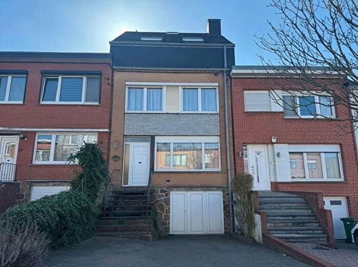 Maison 5 pièces à Rue Fernand Dehousse, JUPILLESURMEUSE, à vendre