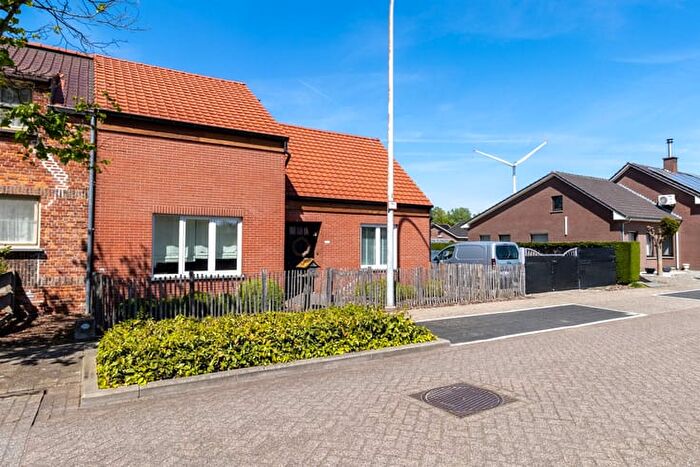 Radiumstraat, OLEN - Maison 4 pièces à vendre