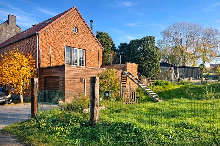 Maison 3 pièces à Rue Edmond Leburton, E, à vendre