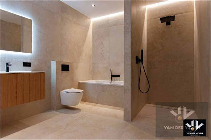 Maison 15 pièces à Runkstersteenweg A, Hasselt, à vendre
