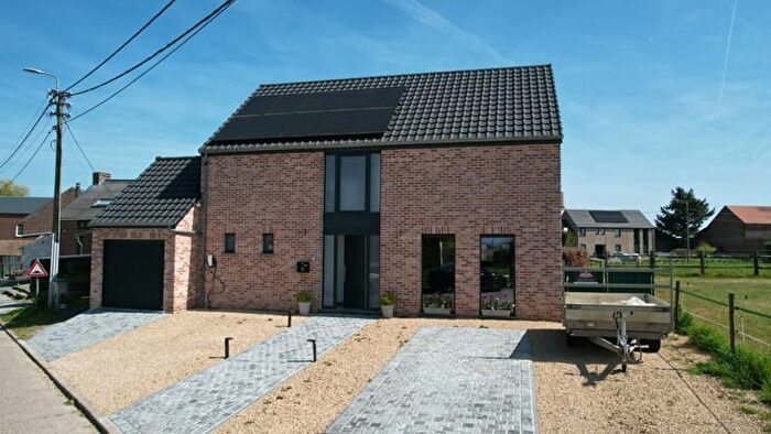 Maison 3 pièces à vendre à Rue de la Chapelle, B