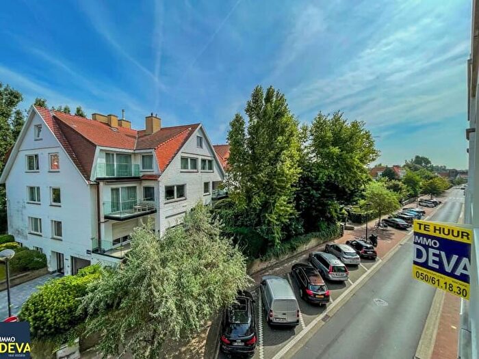 Appartement 3 pièces à Nieuwpoortstraat, Het Zoute, à louer