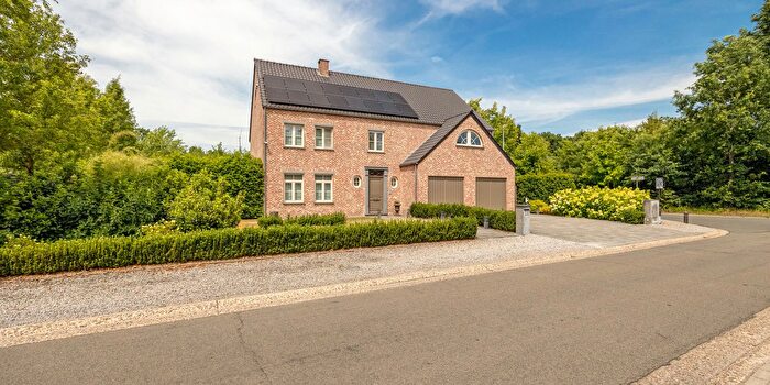 Maison 4 pièces à Wiekstraat, Genk, à vendre