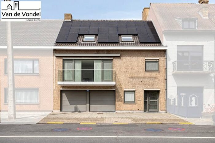 Maison 4 pièces à Stationsplein, De Panne, à vendre