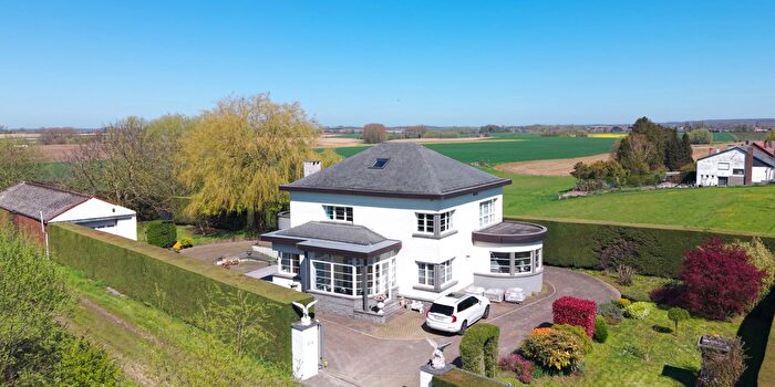 Maison 4 pièces à vendre à Chaussée de Mons, BraineleComte