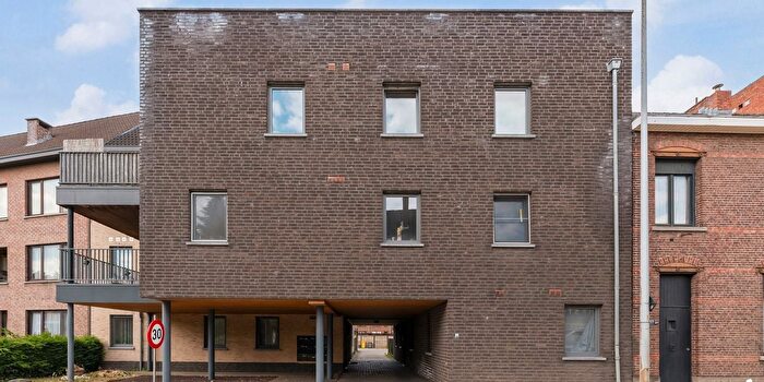 Nieuwstraat, Mol : Appartement 1 pièce à louer