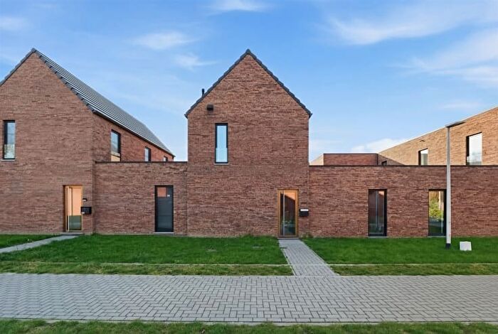 Maison 3 pièces à Rummenweg A, SINTTRUIDEN, à louer