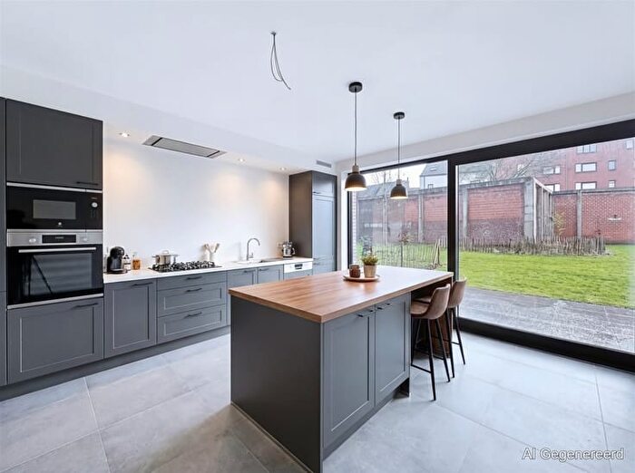 Dr Jozef Kluyskensstraat, AALST : Appartement 3 pièces à vendre