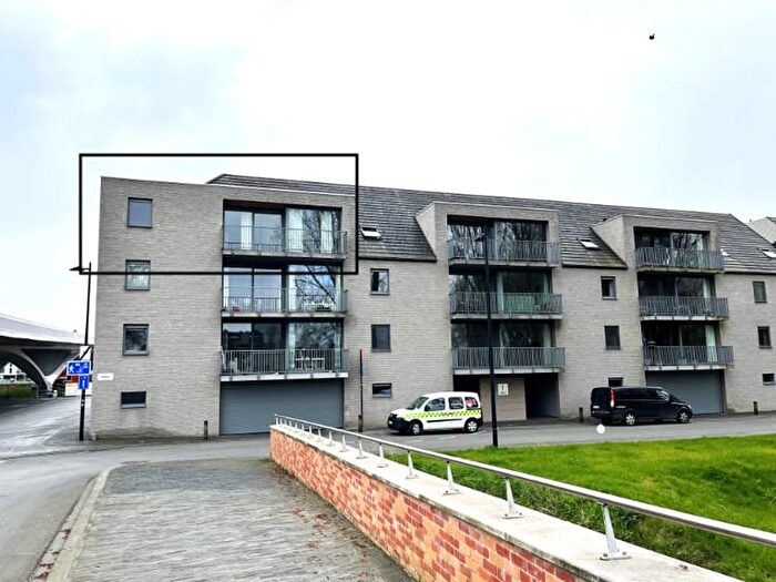 Appartement 11 pièces à Waterstraat, Ingelmunster, à louer