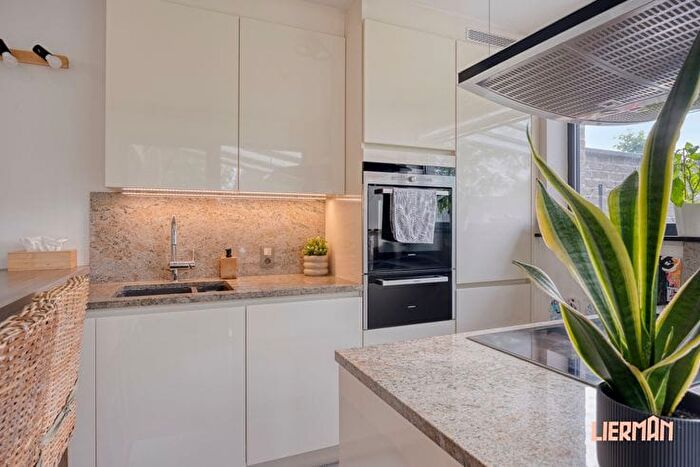 Maison 5 pièces à vendre à Collegestraat, Denderleeuw
