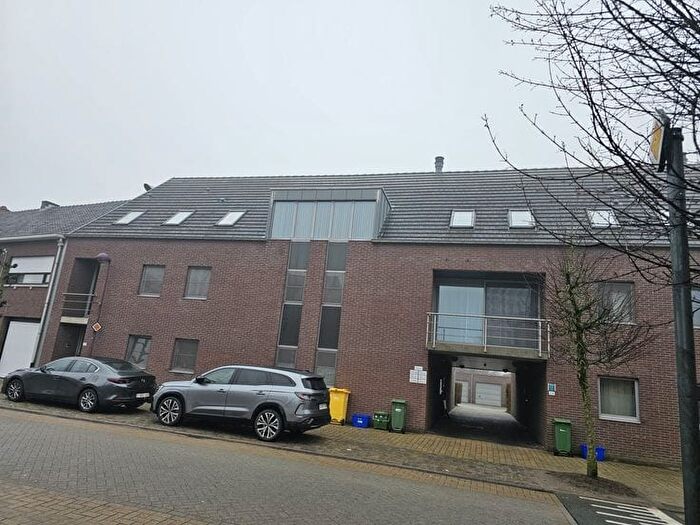 Stationsstraat, Westmeerbeek : Appartement 3 pièces à vendre