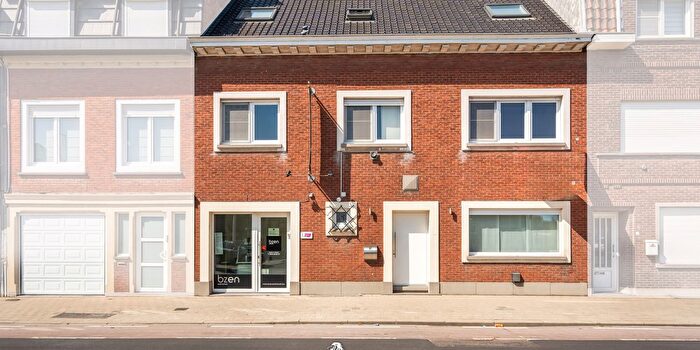 Maison 4 pièces à vendre à Marksesteenweg, Kortrijk