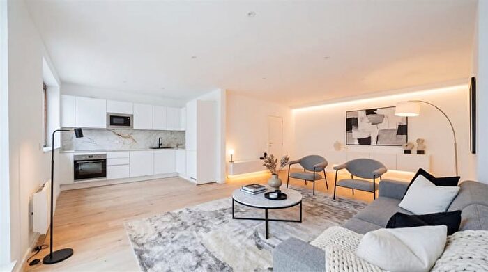 Rue des Masuis Jambois, JAMBES : Appartement 1 pièce à vendre