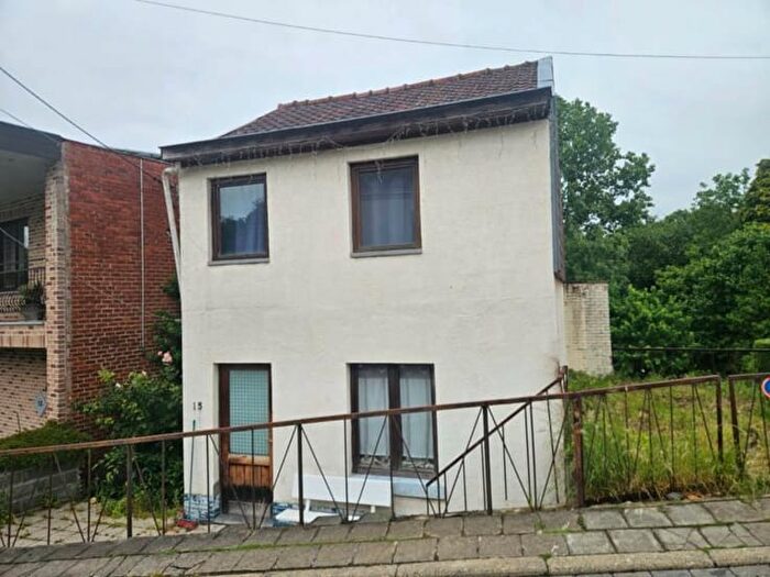 Maison 2 pièces à Rue de la Source CT, Couillet, à vendre