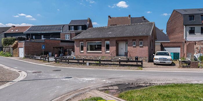 Maison 3 pièces à vendre à Kruisstraat, Lanklaar