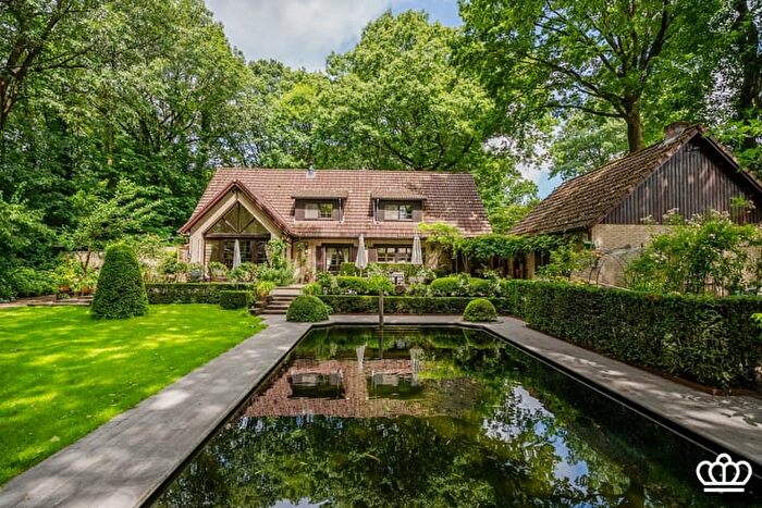 Elzendreef, ESSEN : Maison 4 pièces à vendre