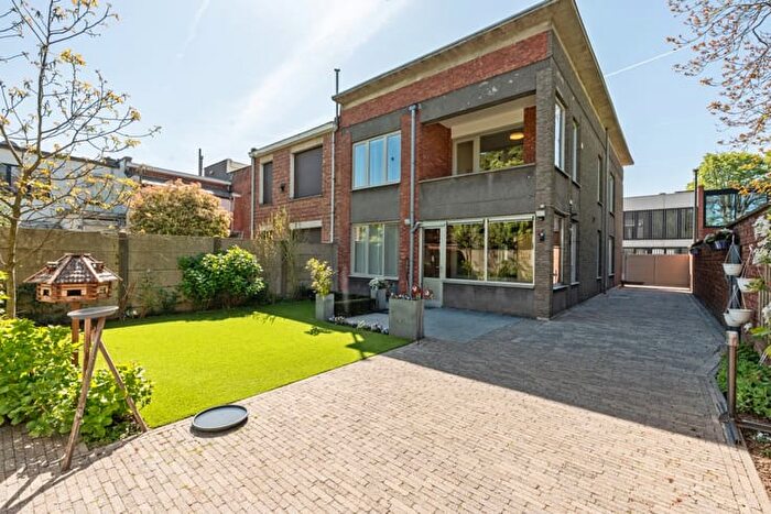 Maison 3 pièces à Valkenputstraat, Berchem, à vendre