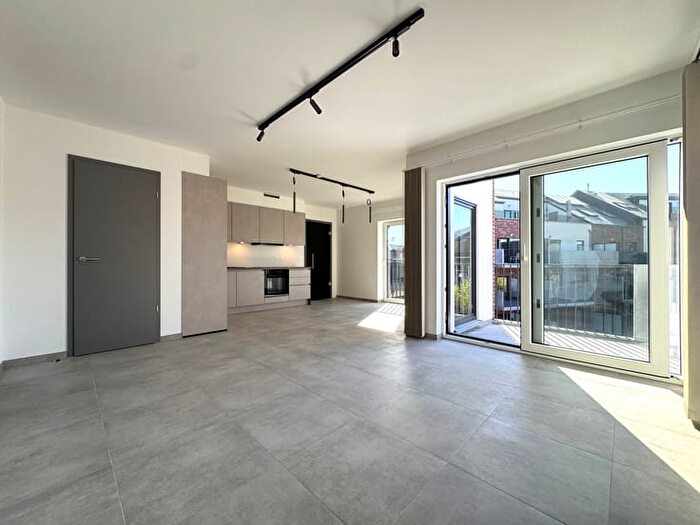 Rue Edouard Dinot, CINEY - Appartement 2 pièces à louer