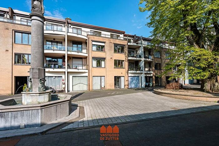 Appartement 12 pièces à Van Hoorebekeplein, Eeklo, à vendre