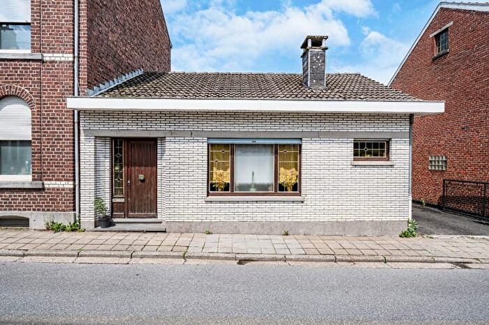 rue Emile Vandervelde, WEGNEZ : Maison 1 pièce à vendre