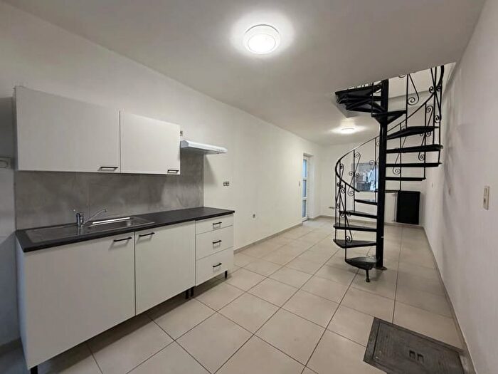 AVENUE Eugène MASCAUX, Charleroi - Maison 2 pièces à vendre