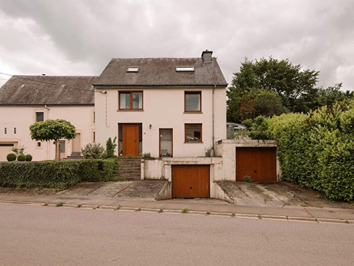 GrandRue, ÉTALLE : Maison 3 pièces à vendre