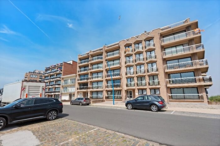 Appartement 10 pièces à Koninginnelaan, G, à vendre