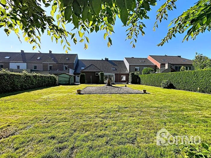 Maison 4 pièces à Iepersestraat, ROESELARE, à vendre