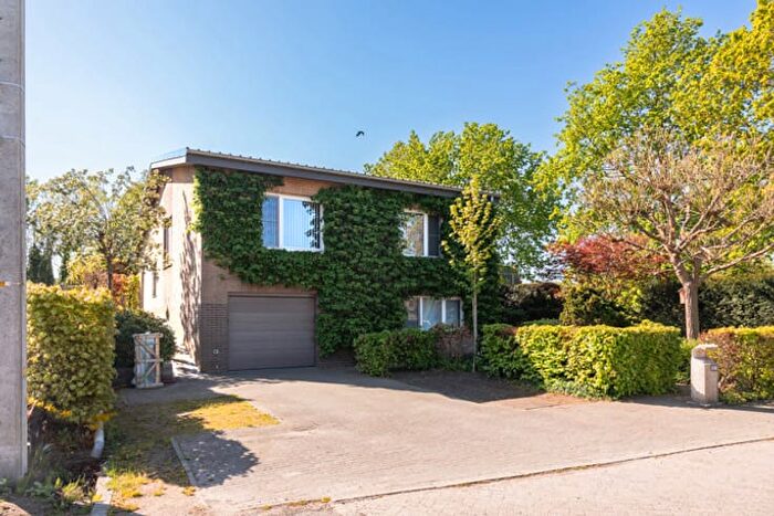 Maison 5 pièces à Oudstrijderslaan, Zoersel, à vendre