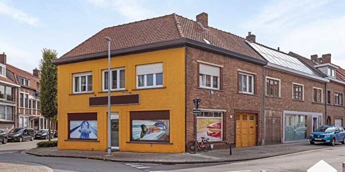 Maison 4 pièces à vendre à Dampoortstraat, SintKruis