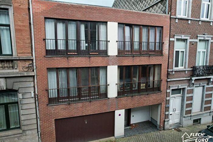 Rue du Centre, VERVIERS : Maison 10 pièces à vendre