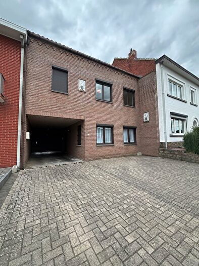 Appartement 2 pièces à Zoutleeuwsesteenweg, SintTruiden, à louer