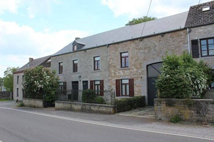 Rue Martin Sandron, Doische : Maison 5 pièces à vendre