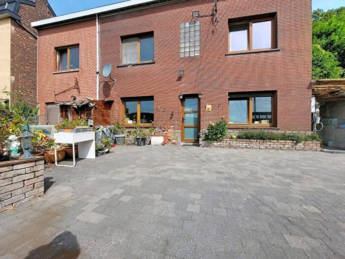 Maison 4 pièces à Rue Nicolas Lhomme, Engis, à vendre
