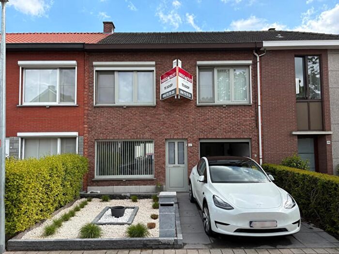 SintAnnaplein, OudTurnhout : Maison 3 pièces à vendre
