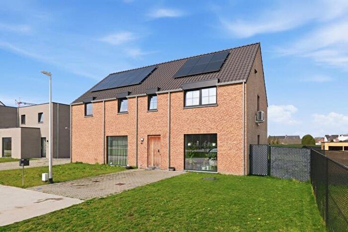 Maison 13 pièces à vendre - Violierenstraat, BilzenHoeselt