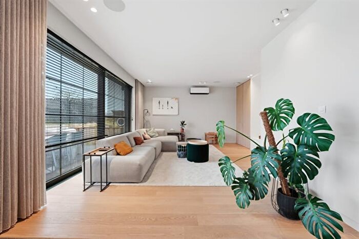 Maison 3 pièces à Driewilgenstraat, SINTTRUIDEN, à vendre