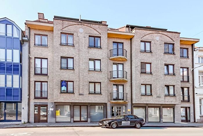 SintTillostraat, Izegem - Appartement 6 pièces à vendre