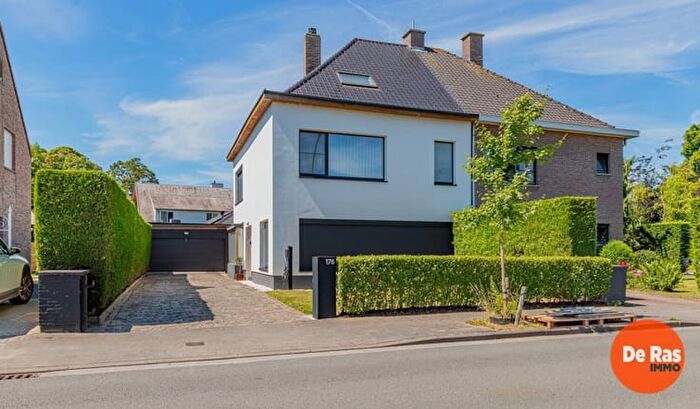 Jules van Biesbroeckstraat, Gent Gentbrugge : Maison 3 pièces à vendre