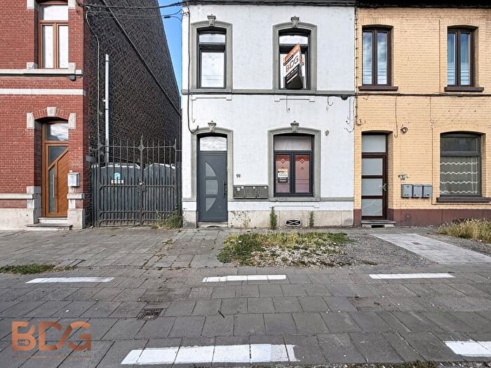 Appartement à Chaussée de Bruxelles, Mons, à louer
