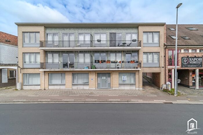 Appartement 11 pièces à vendre à Kwalestraat, Abus