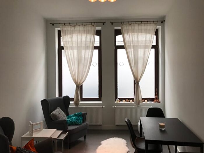 Appartement 5 pièces à louer - Rue Notre Dame, Mons