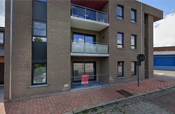 Appartement 8 pièces à Rue D'Orleans, Comines, à vendre