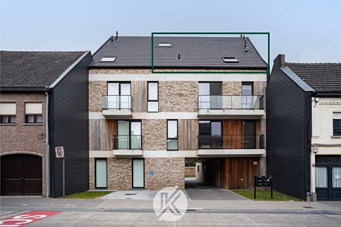 Stationsstraat, Herzele : Appartement 8 pièces à louer
