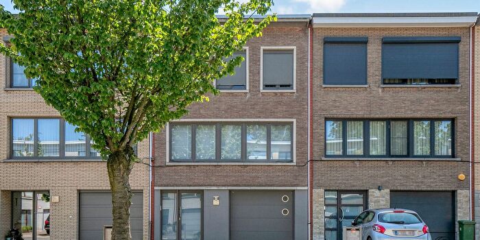 Maison 3 pièces à vendre à IJsvogelstraat, Merksem