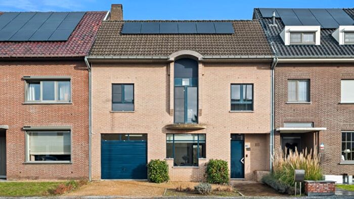 Maison 5 pièces à Nijverheidslaan, Lanaken, à vendre