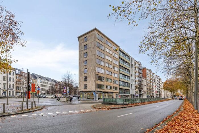 Frankrijklei, D : Appartement 6 pièces à vendre