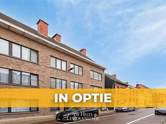 Appartement 10 pièces à louer à Ooststatiestraat, Kontich